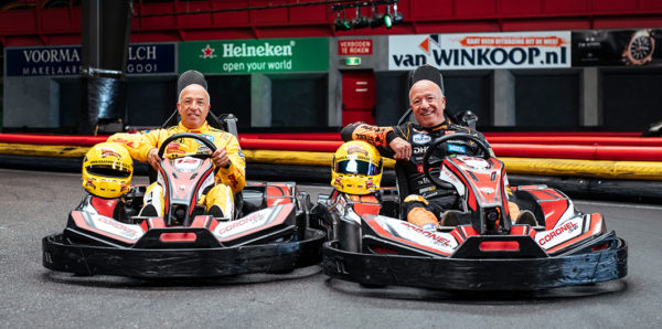Tim en Tom Coronel Karten in Huizen