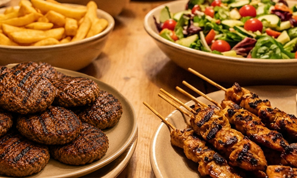 Saté/Hamburger Buffet
